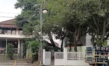 Jual Rumah lama hitung tanah di riau raya Bandung lokasi terbaik