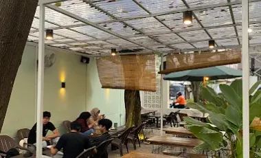 Jual Rumah lama hitung tanah di riau raya Bandung lokasi terbaik