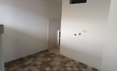 ARRIENDO APTO PISO 2 EN EL BARRIO LA JOYA BUCARAMANGA