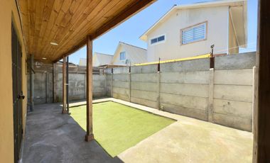 Se arrienda casa en galilea, 3 piezas 2 baños, Curicó