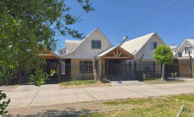 Se arrienda casa en galilea, 3 piezas 2 baños, Curicó