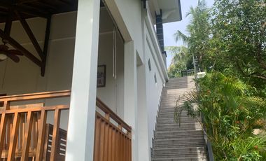 Villa Pribadi di Pulau Lombok