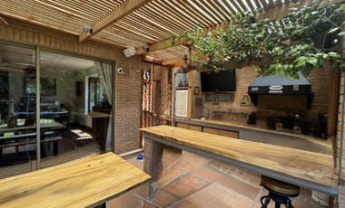 Preciosa Casa En Condominio Sector Los Trapenses