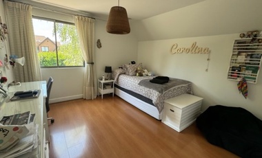 Preciosa Casa En Condominio Sector Los Trapenses