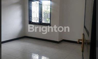 PEMILIK PINDAH KELUAR NEGERI, RUMAH DIJUAL DGN HARGA MENARIK @NUANSA HIJAU DENPASAR (TXQW)