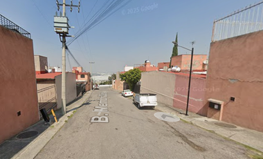 CASA DE RECUPERACIÓN BANCARIA EN CALLE BOSQUES DE MIOSAS, FRACC. REAL DEL BOSQUE, FUENTES DEL VALLE TULTITLÁN, EDO. MEX. ¡NO SE ACEPTAN CRÉDITOS!