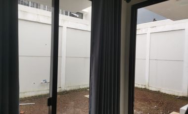 JUAL BUTUH UANG BANGET DI SUMMARECON