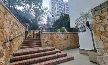 ARRIENDO APARTAMENTO BARRIO SANTA TERESITA