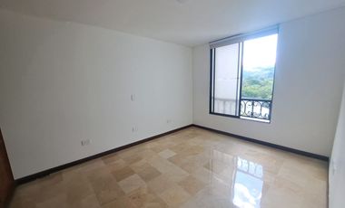 ARRIENDO APARTAMENTO BARRIO SANTA TERESITA