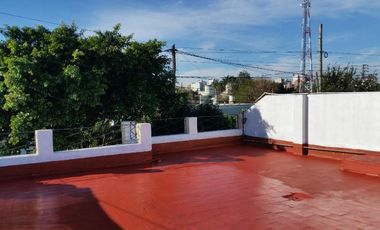 CASA EN ALQUILER TIPO DEPOSITO