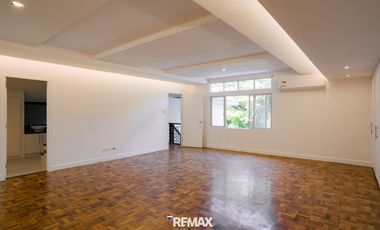 Split with Mezzanine for Rent in Dasmarinas Village Makati City