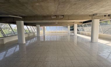 EDIFICIO EN LA COL. AMERICANA