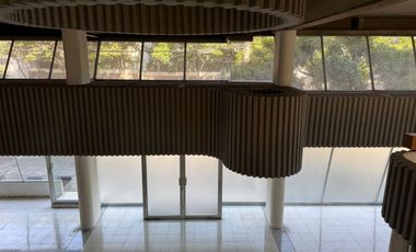EDIFICIO EN LA COL. AMERICANA