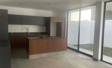 casa en renta en capital norte