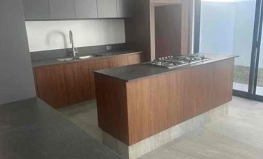 casa en renta en capital norte