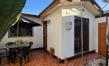 SE ARRIENDA EN LA VIÑITA EL PALOMAR