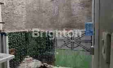 RUMAH MINIMALIS MURMER DEKAT OMAH WEDANGAN MOJOSONGO