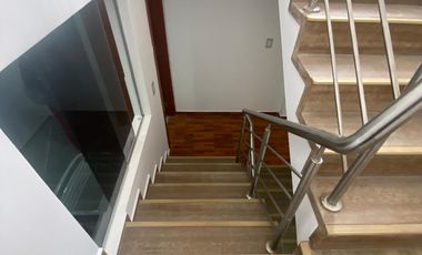 ALQUILER – EDIFICIO ESTRATEGICO IDEAL PARA CONSULTORIOS EN EL CORAZÓN DE LURÍN