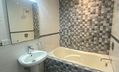 ALQUILER – EDIFICIO ESTRATEGICO IDEAL PARA CONSULTORIOS EN EL CORAZÓN DE LURÍN