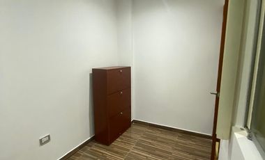 ALQUILER – EDIFICIO ESTRATEGICO IDEAL PARA CONSULTORIOS EN EL CORAZÓN DE LURÍN