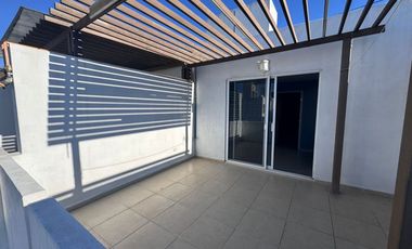 Casa 3 recamaras con Roofgarden en Renta en Residencial Tres Cantos, Cuautlancingo