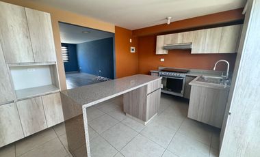 Casa 3 recamaras con Roofgarden en Renta en Residencial Tres Cantos, Cuautlancingo