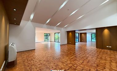 2-Storey for Rent in Dasmarinas Village Makati City