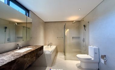 2-Storey for Rent in Dasmarinas Village Makati City