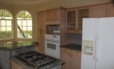 CASA DE ALQUILER EN PUERTO AZUL