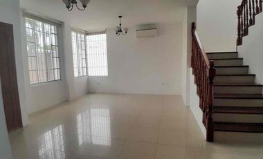 Venta de casa en Manta 2000, sur de Manta, Ecuador