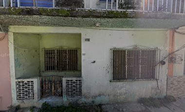CASA EN VENTA -  REVOLUCION MEXICANA, PANUCO VERACRUZ DE REMATE