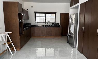 Casa en VENTA, Carretera Nacional