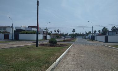 TERRENO DE 1,080 M2. EN CHORRILLOS