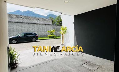 Vendo Bonita Casa en Fraccionamiento Privado en Río Blanco, acceso rápido salida Orizaba.