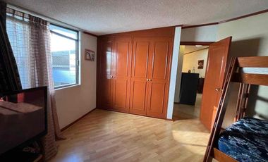 Casa en venta en Residencial Arcos de Zavaleta, Puebla, ubicación privilegiada y amplios espacios familiares.
