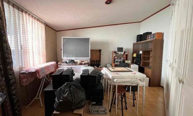 Casa en venta en Residencial Arcos de Zavaleta, Puebla, ubicación privilegiada y amplios espacios familiares.