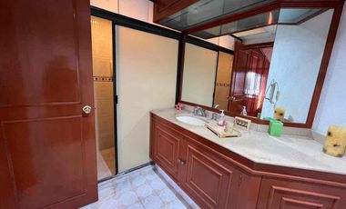 Casa en venta en Residencial Arcos de Zavaleta, Puebla, ubicación privilegiada y amplios espacios familiares.