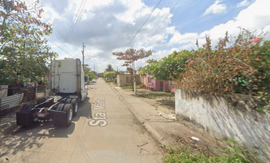 CASA DE RECUPERACIÓN BANCARIA EN CALLE SANTA MARTHA, COL. SANTA CRUZ, SOCONUSCO, VERACRUZ. ¡NO SE AVEPTAM CRÉDITOS!