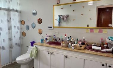 CASA EN VENTA EN JARDINES DE ZAVALETA, 4 RECÁMARAS, JARDÍN AMPLIO, GARAJE 4 AUTOS, PUEBLA