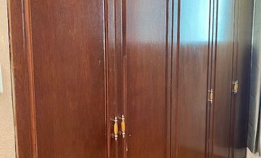 CASA EN VENTA EN JARDINES DE ZAVALETA, 4 RECÁMARAS, JARDÍN AMPLIO, GARAJE 4 AUTOS, PUEBLA