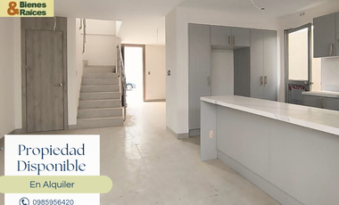 Alquiler casa de estreno Millenium Village