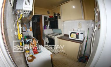 VENDEMOS Casa en muy buena Villa frente a plaza