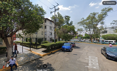 Departamento en remate bancario ubicado en Amanalco 17, Tlalnepantla