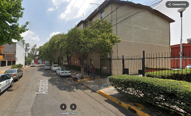 Departamento en remate bancario ubicado en Amanalco 17, Tlalnepantla