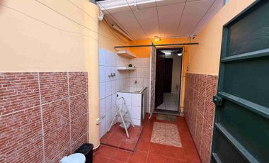 Vendo una Casa en la Urb. Álamos en Conjunto Santa FE