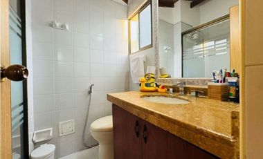 VENDO CASA SECTOR AVENIDA CHILACOS – CHIA CUNDINAMARCA.