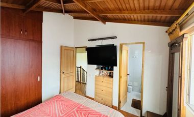 VENDO CASA SECTOR AVENIDA CHILACOS – CHIA CUNDINAMARCA.