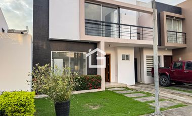 Casa en Venta o Alquiler en Urbanización Celessia, Modelo Aqua, Machala
