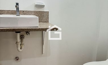 Casa en Venta o Alquiler en Urbanización Celessia, Modelo Aqua, Machala