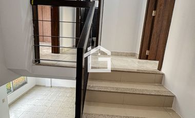 Casa en Venta o Alquiler en Urbanización Celessia, Modelo Aqua, Machala